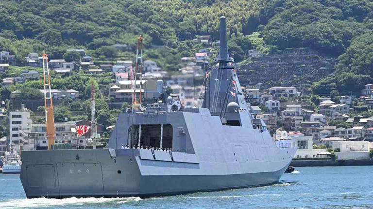 Japan commissions 10th Mogami-class frigate with Mk.41 missile launch