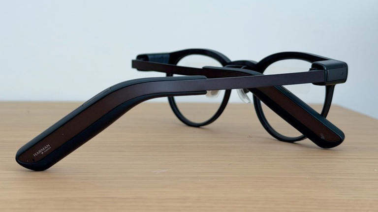 MemoMind One review: Are these the first smart glasses you'll actually ...