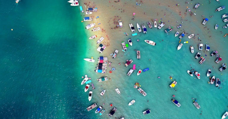 This Michigan swimming hole looks more like the Caribbean