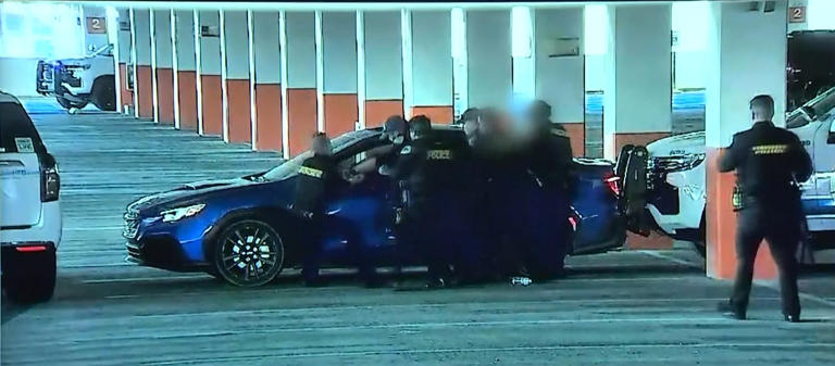 Police: Threats of mass shooting lead to arrest in Henderson