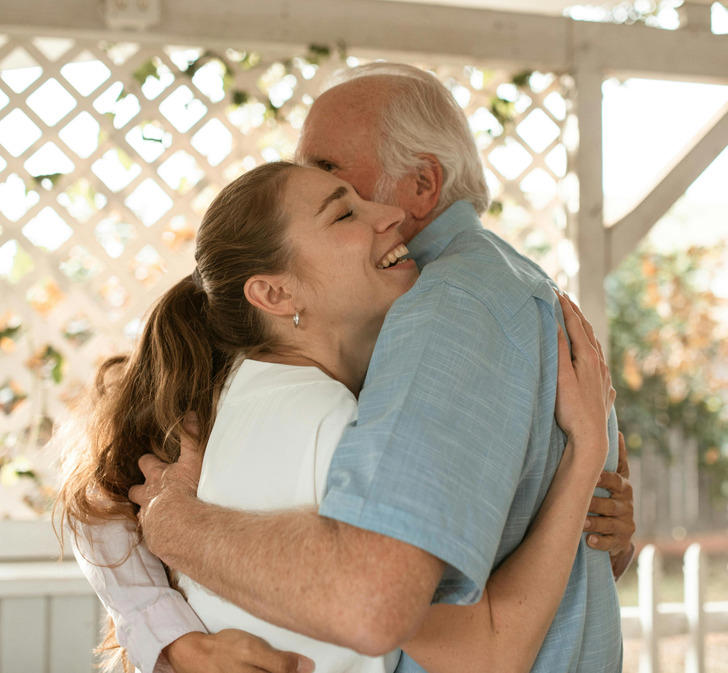 11 heartfelt family moments that prove love still holds people together