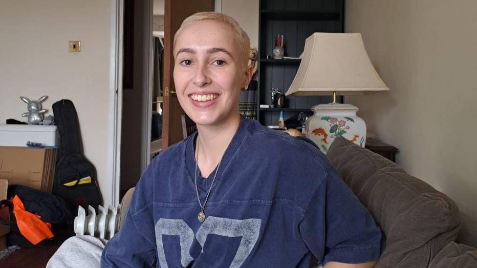 Identical twin dies weeks after setting up leukaemia fundraiser