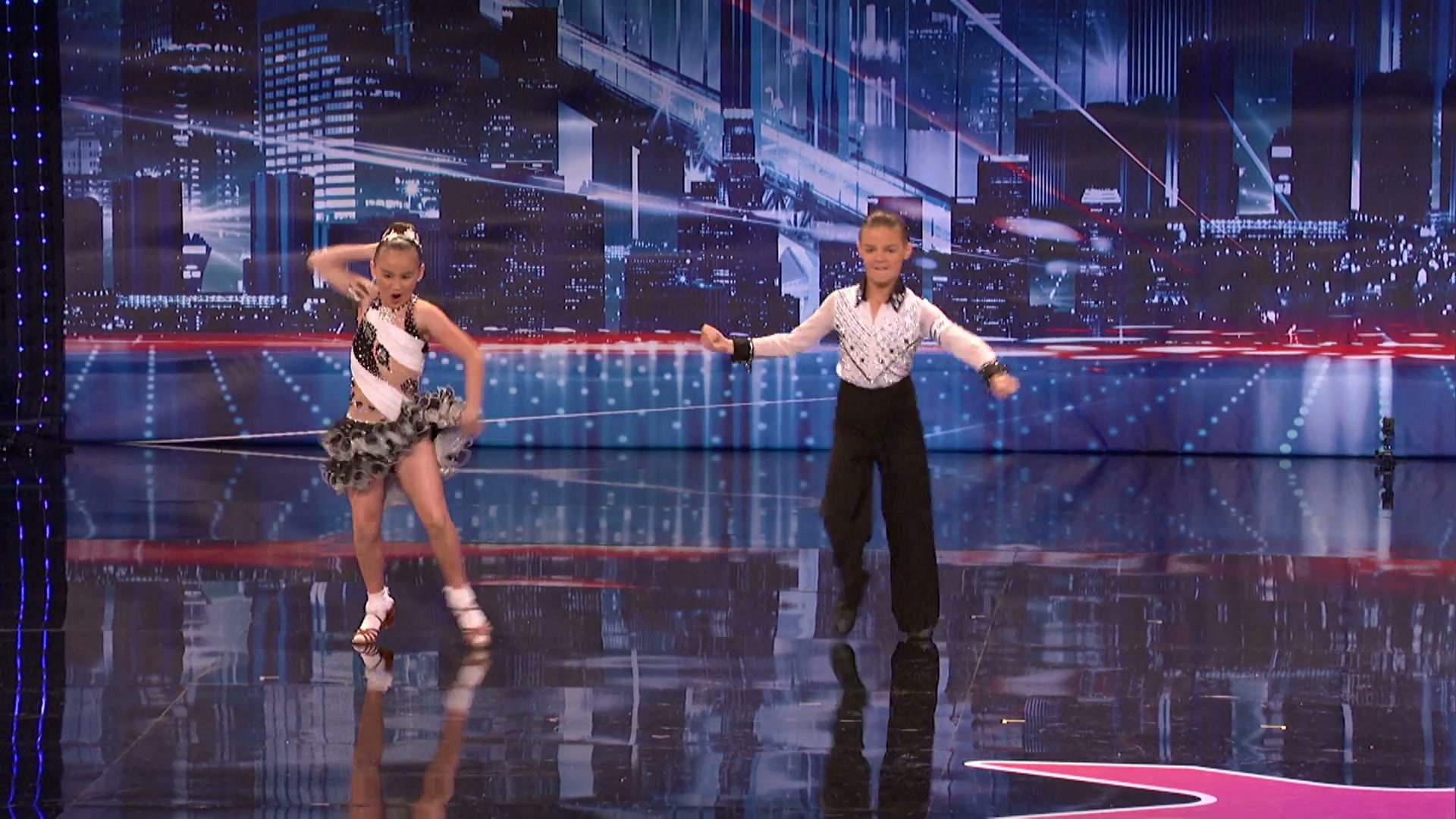 Ruby and Jonas - Ballroom duo