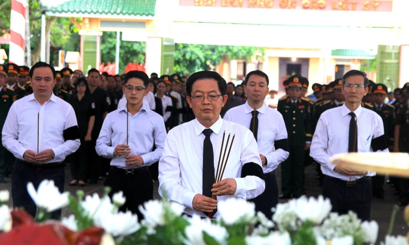 Uống nước nhớ nguồn