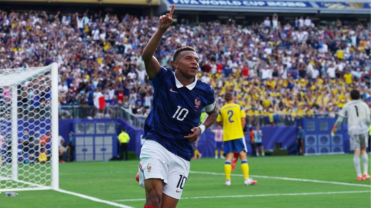 Kylian Mbappe breaks historic World Cup record, leaving Ronaldo Nazario and Lionel Messi behind