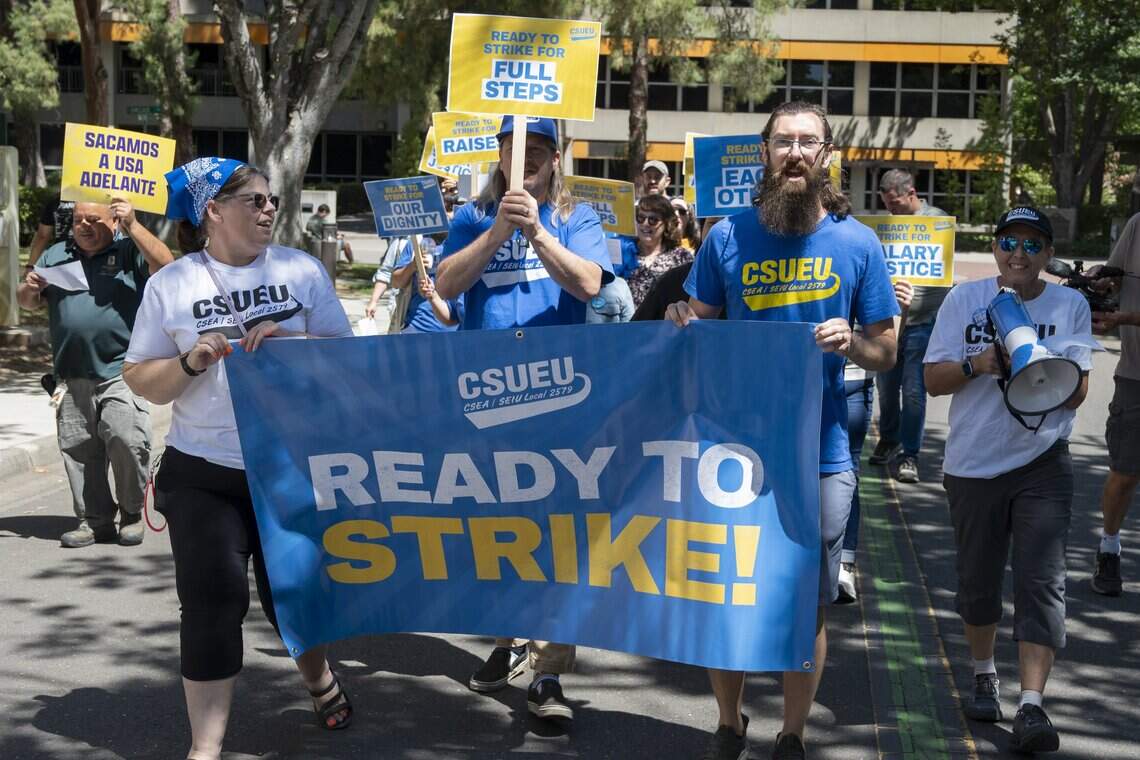 'Ready to strike': As contract expires, CSU workers demand fair ...