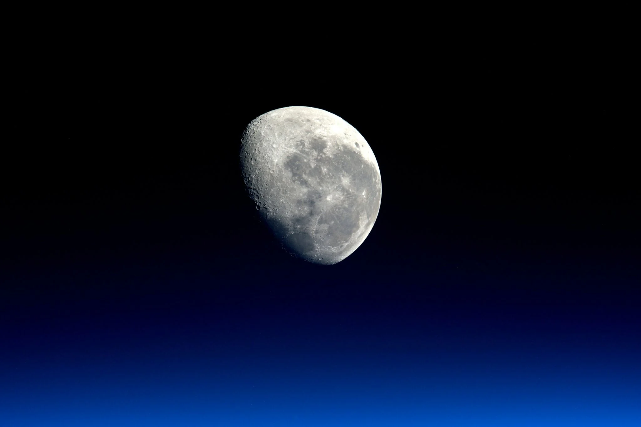 James Webb descubre una nueva luna oculta en Urano: el infrarrojo ...