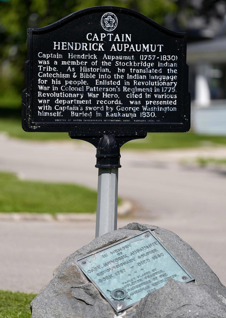 Oneida chief among 4 Revolutionary War veterans buried near Green Bay