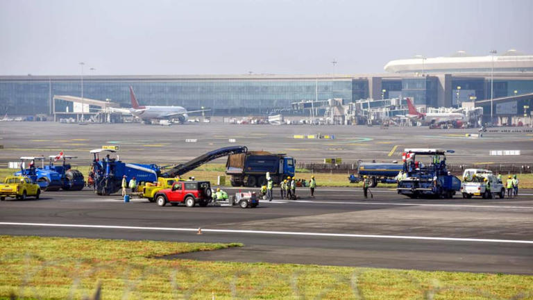 Mumbai rains disrupt flight operations, diversions & delays reported at ...