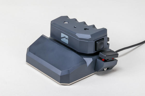 珍しいモノ好き必見!「MoveMaster hybrid joystick RSG 1」“滑らせて操作する”片手デバイス
