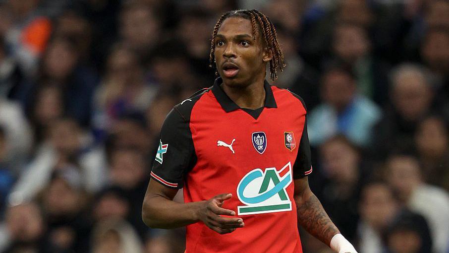 Liverpool complete £60m deal for defender Jacquet