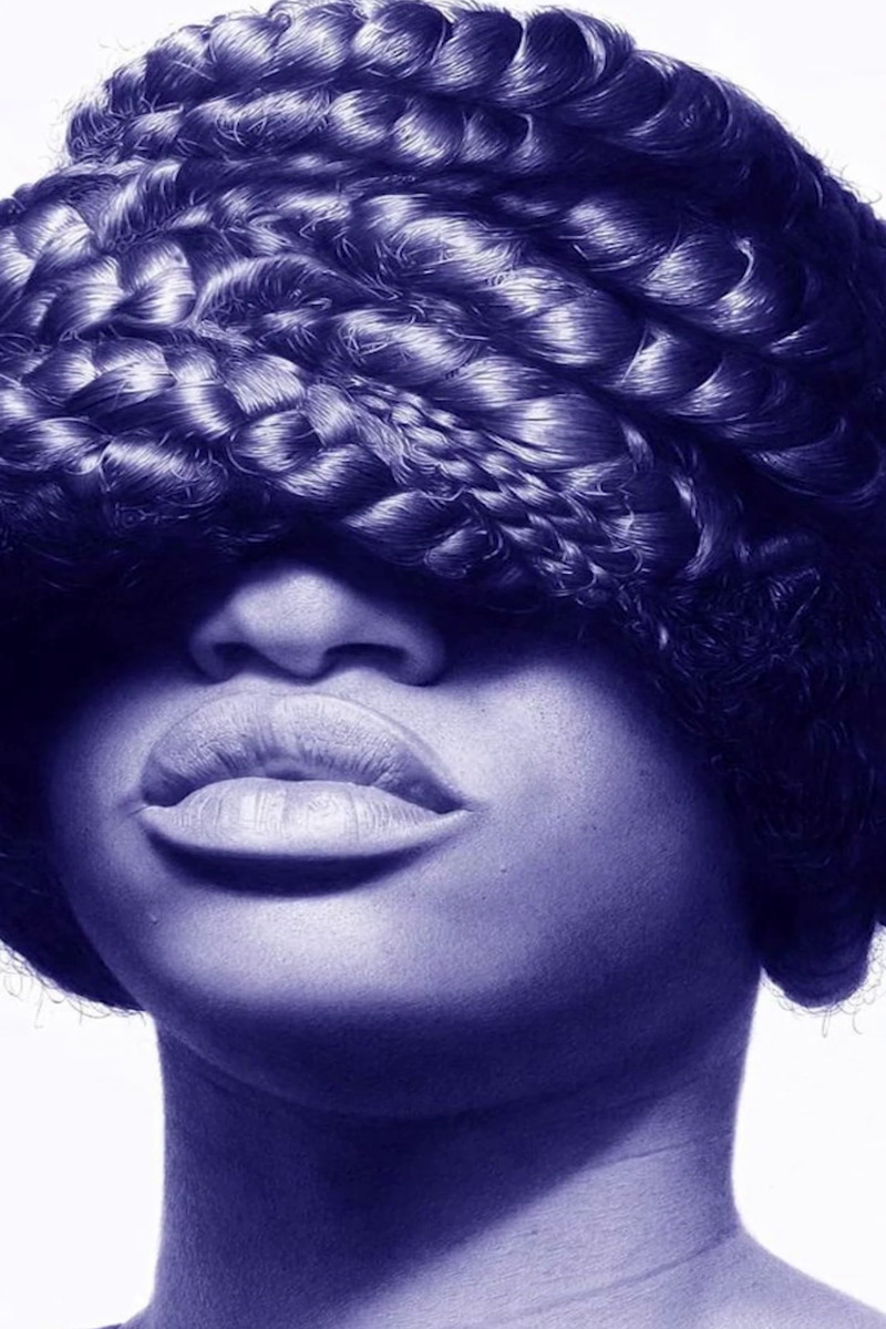 Artist creates hyperrealistic portraits using only a ballpoint pen