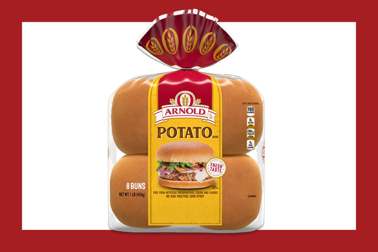 A pack of Arnolds Country Potato Buns displaying 8 rolls in the packaging