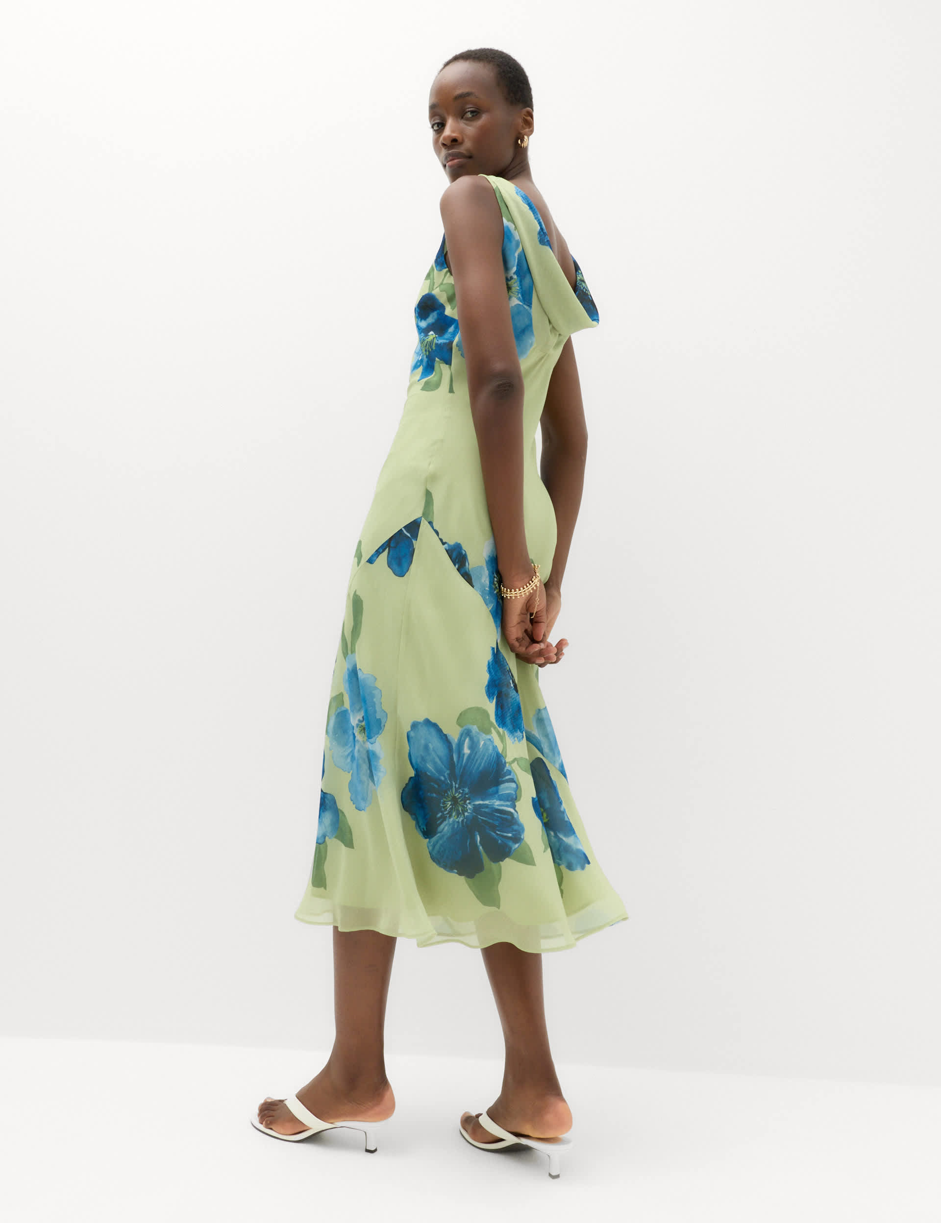 h and m floral midi dress H&m black Lining in cotton voile. This 40 M&S floral print