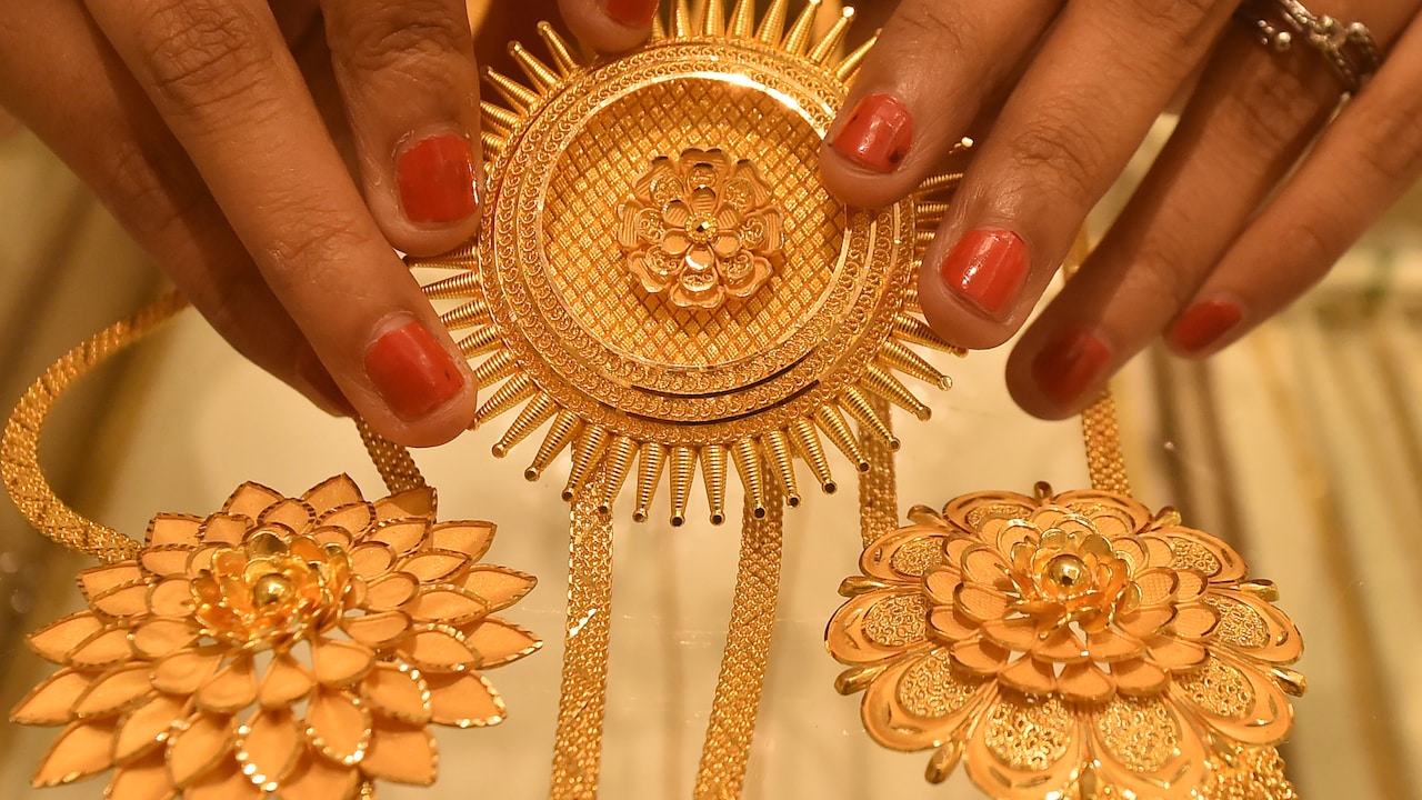 Validity of FY26 gold import quota licences under India-UAE trade pact ...