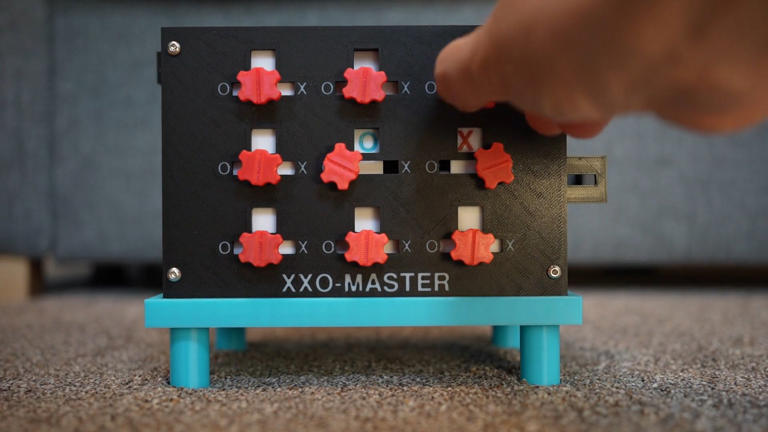 This unbeatable 3D-printed tic-tac-toe computer uses zero electronics ...