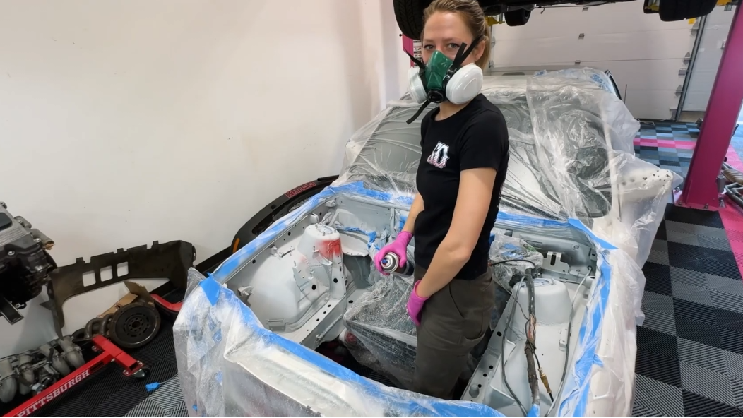 Painting a BMW E30 engine bay brings extra challenges