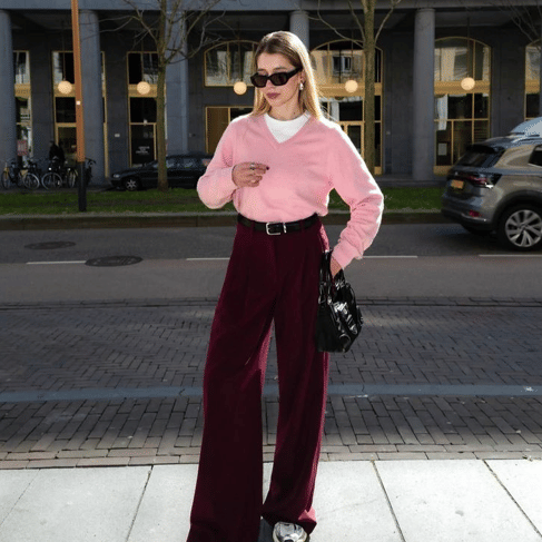 Baju Dusty Pink dan Celana Burgundy 