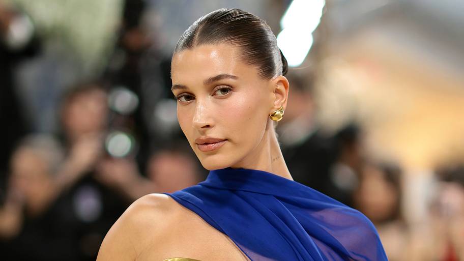 Hailey Bieber’s Rhode line drops limited edition shades for beloved lip ...