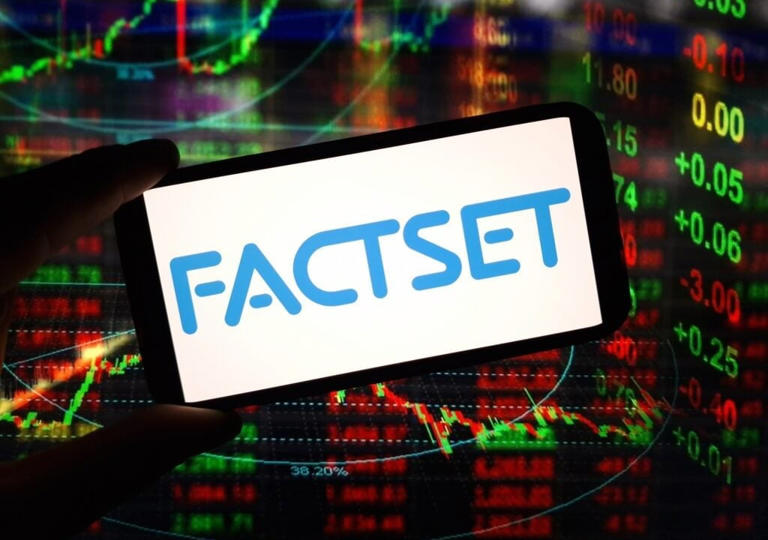 FactSet's lower margins, flat guidance eclipse earnings beat