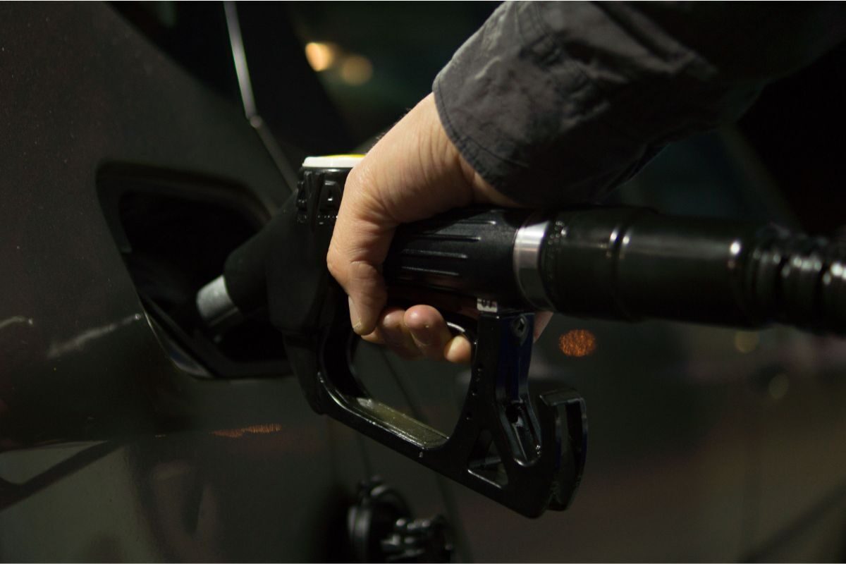 Economist predicts more fuel price cuts for South Africa – but there’s ...