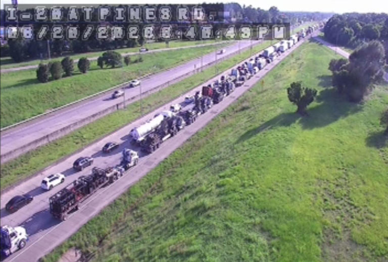 I-20 westbound backed up after 18-wheeler crash; traffic diverted to I-3132