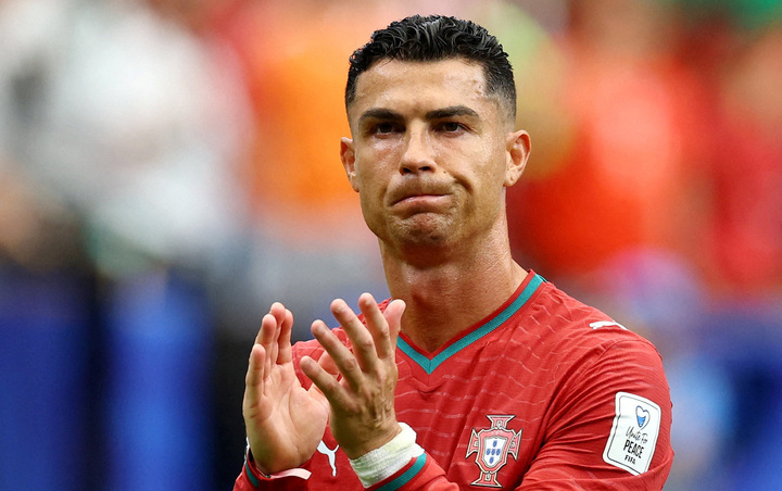 Đồng đội Ronaldo: Có người không muốn Bồ Đào Nha chiến thắng