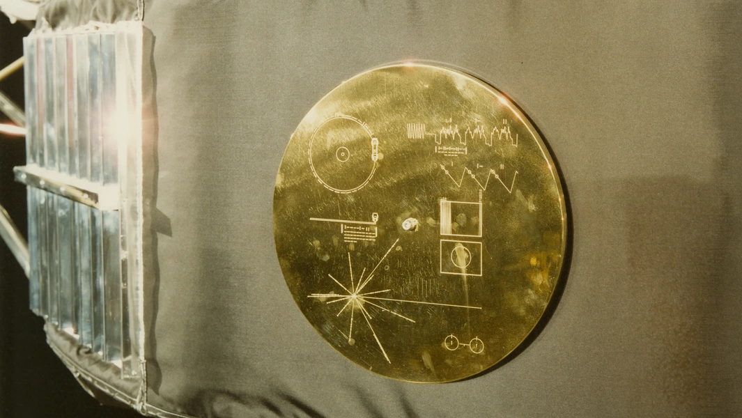 Voyager 1 set to reach one-light-day distance in 2026