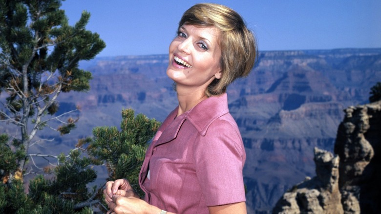The Brady Bunch: Was Carol Brady a widow or a divorcée?