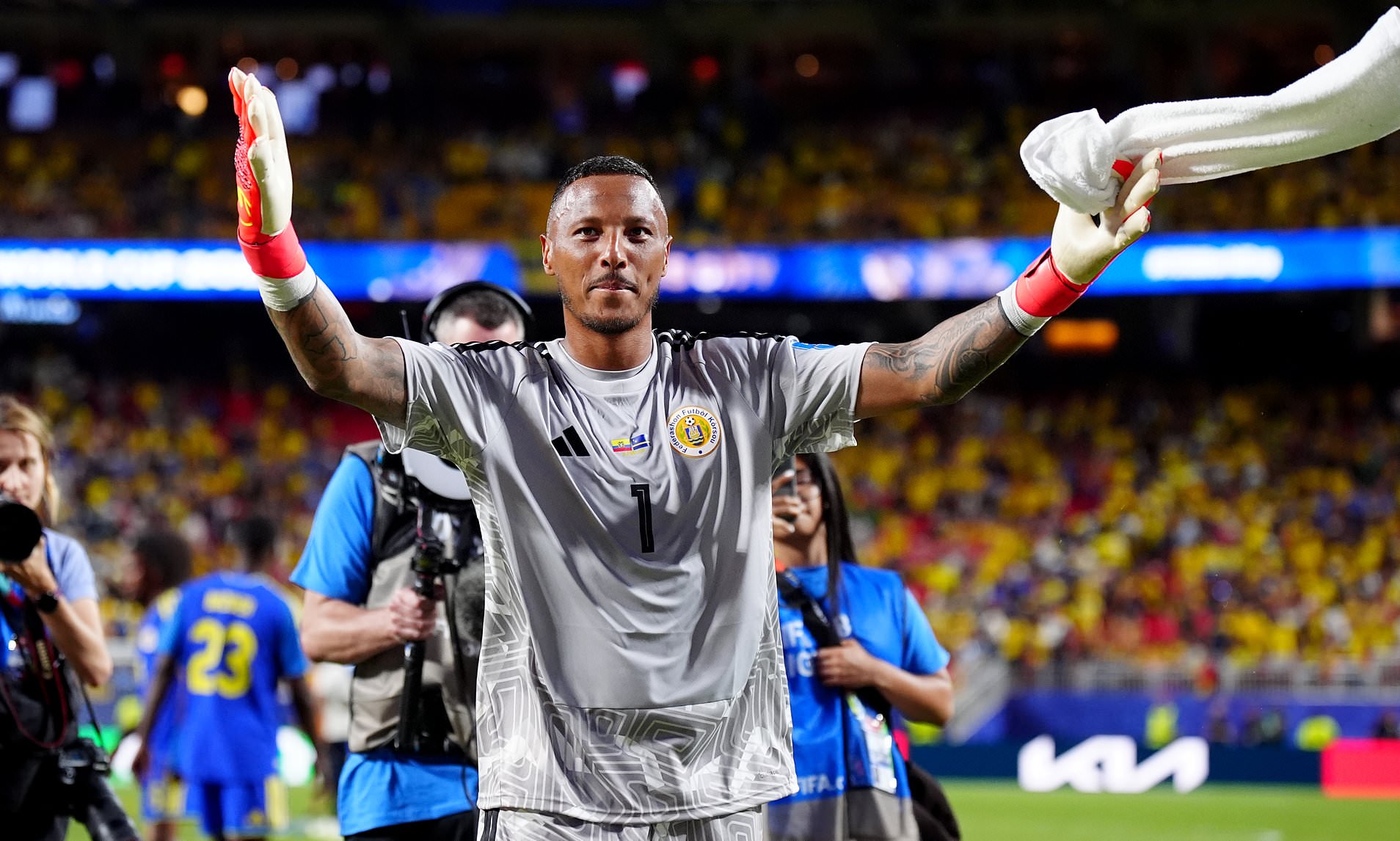 World Cup breakfast: Gary Lineker returns to TV screens and Curacao goalkeeper makes history