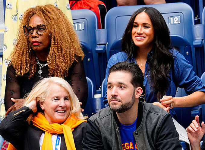 Video cũ làm dấy nghi vấn Meghan bị mẹ Serena Williams lạnh nhạt