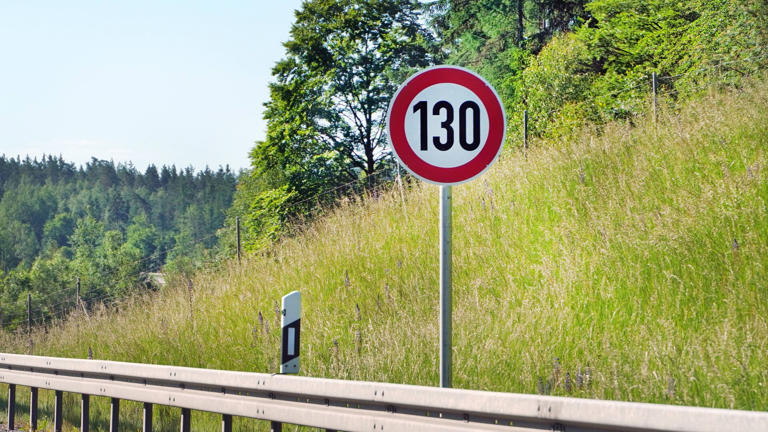 Ohne Tempolimit auf der Autobahn: So viel Zeit sparen Sie dabei wirklich