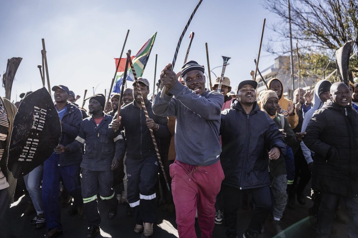 Warnings grow over possible 30 June riots