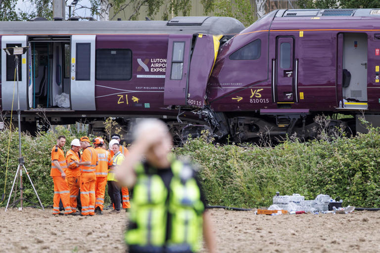 Train crash passenger 'thought of an explosion'