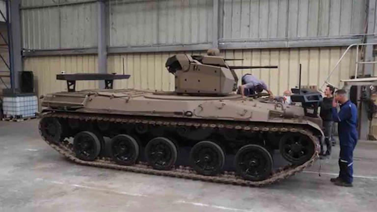 Prancis memperkenalkan versi tanpa awak dari tank AMX-30