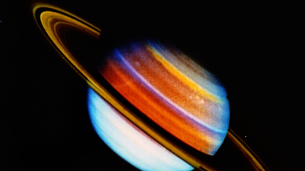Voyager 1 to reach one-light-day distance in November 2026