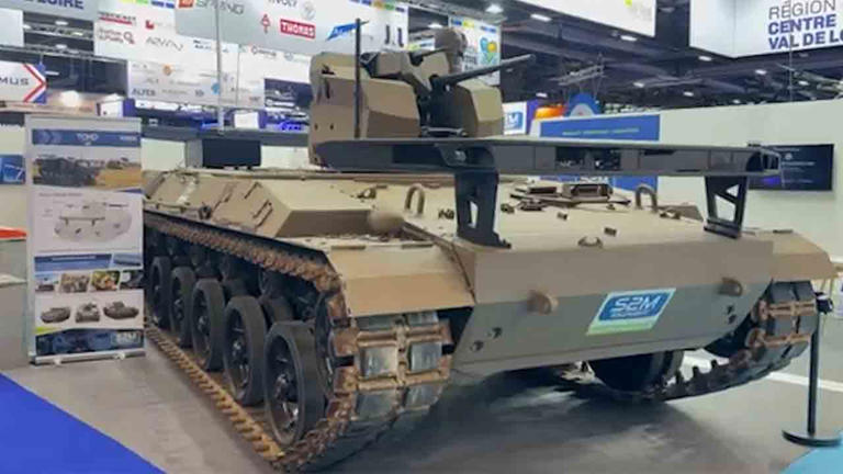 La France présente une version non habitée du char AMX-30