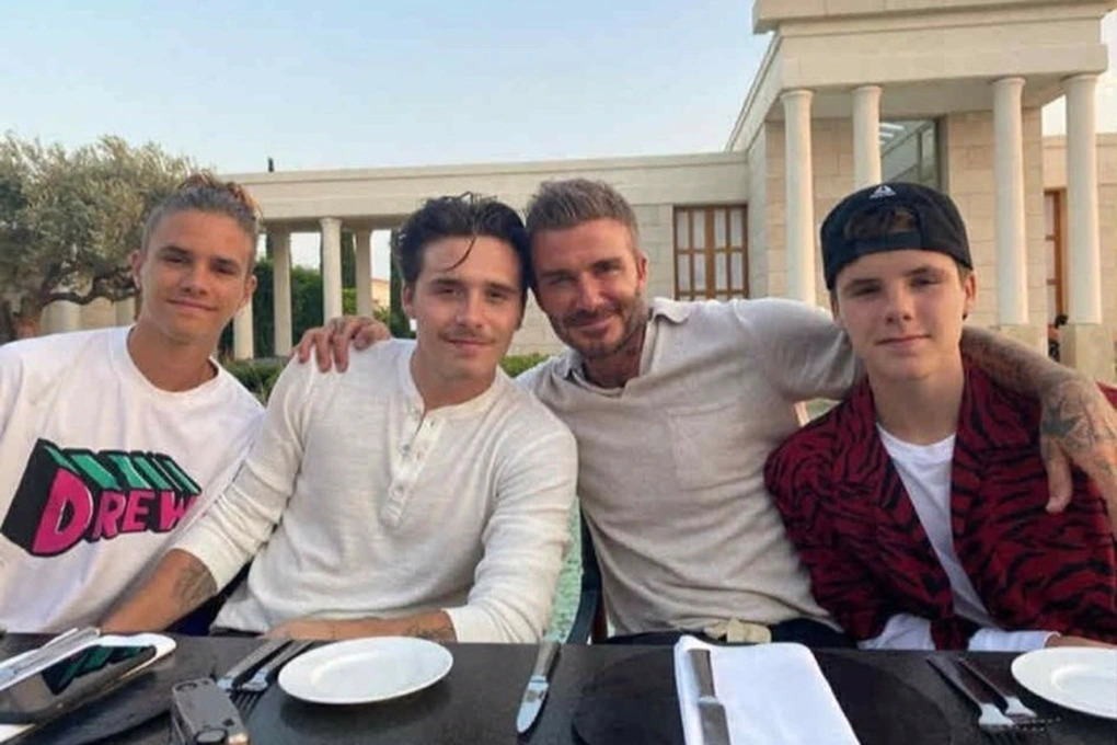Brooklyn Beckham được cho nhận 1 triệu USD từ quảng cáo gây tranh cãi