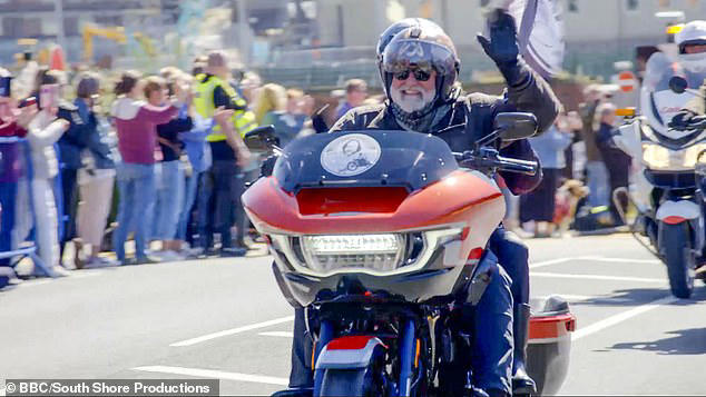 Thousands flock to Cumbria for final ride in memory of Hairy Bikers ...