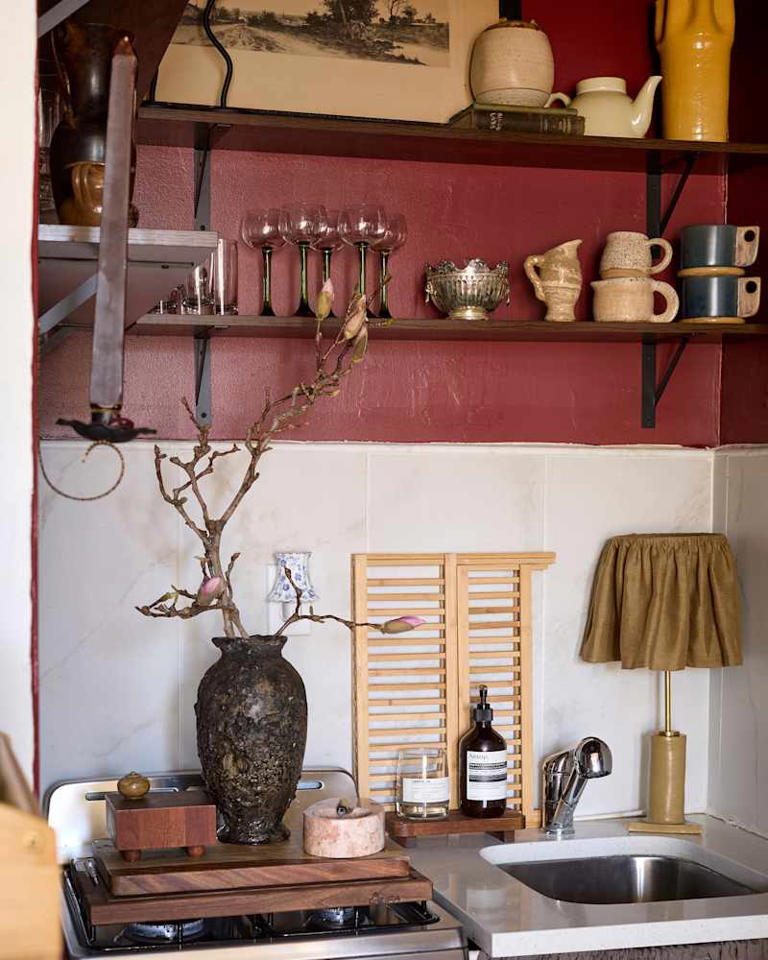 A tiny 10-square-foot kitchen got a Parisian-inspired makeover for $300