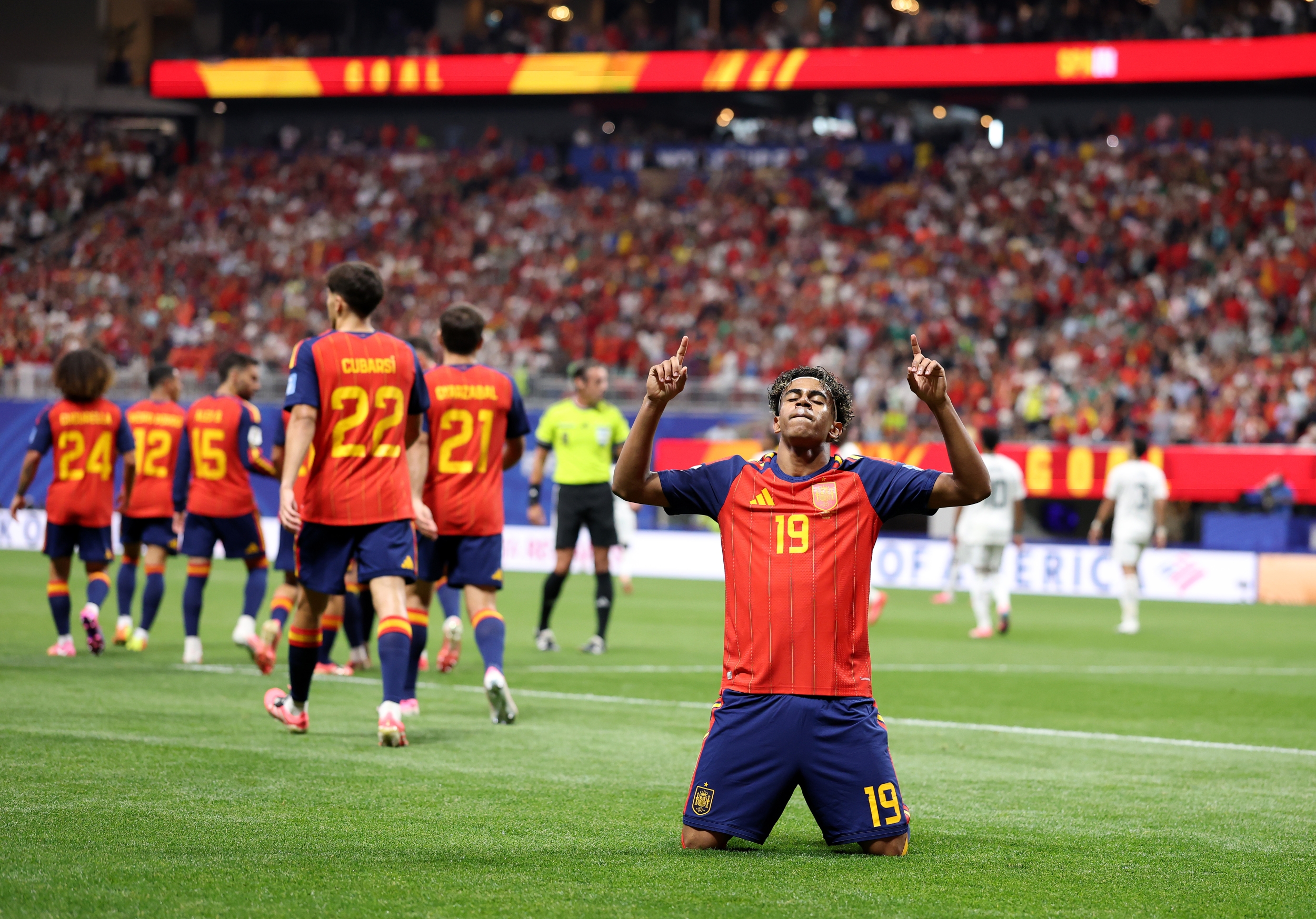 The Iberian classic: Spain and Portugal are each one win from a World ...