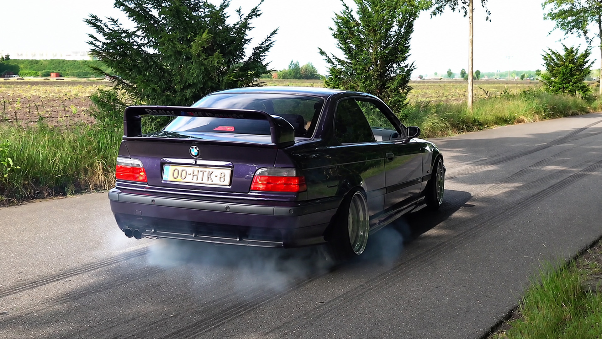 BMW E36 vom Rauchigen Burnout zum Harten Start
