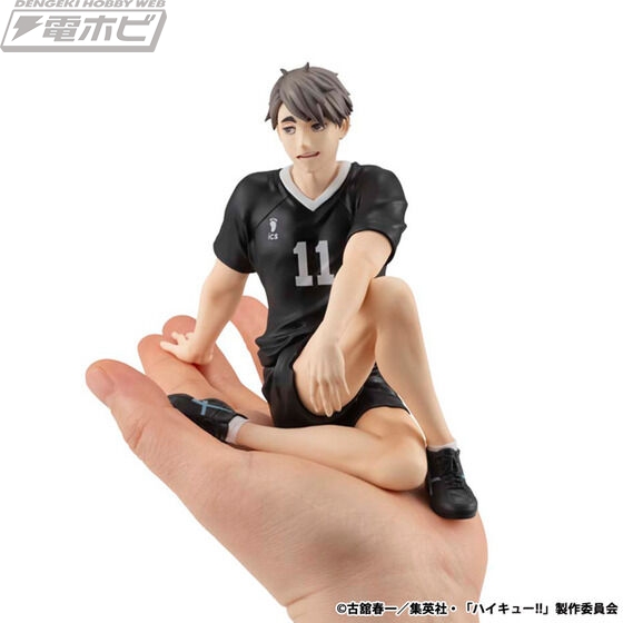 GEM.てのひらハイキュー!」シリーズの宮侑、宮治のフィギュアが