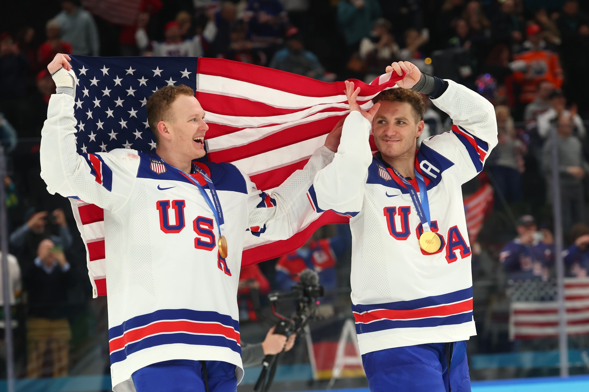 Panthers finalizing trade to pair Brady Tkachuk with brother Matthew ...