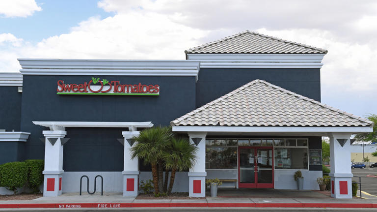 6 defunct restaurant chains that reopened