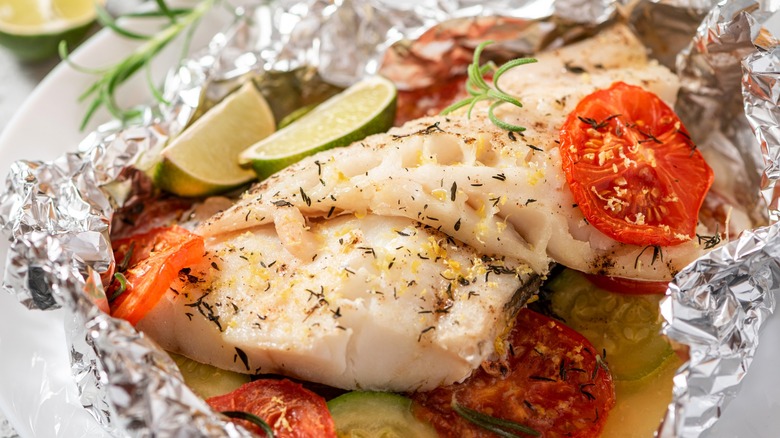 11 tips to prevent your house from smelling while cooking fish