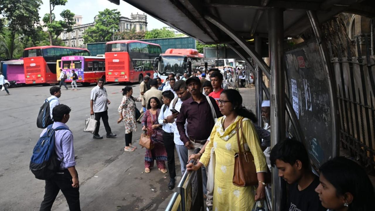 In photos Mumbai commuters queue up as BEST strike comes to an end