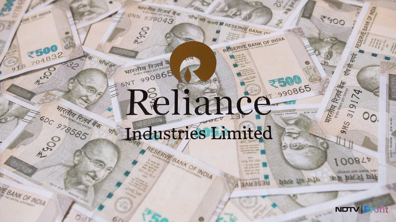 Reliance Industries shares rise 3% as growth roadmap, Jio IPO plans ...