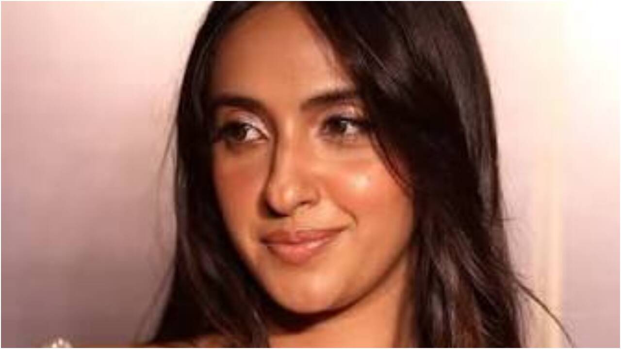 Akansha Ranjan Kapoor opens up about 'wrestling' with the fear of her ...
