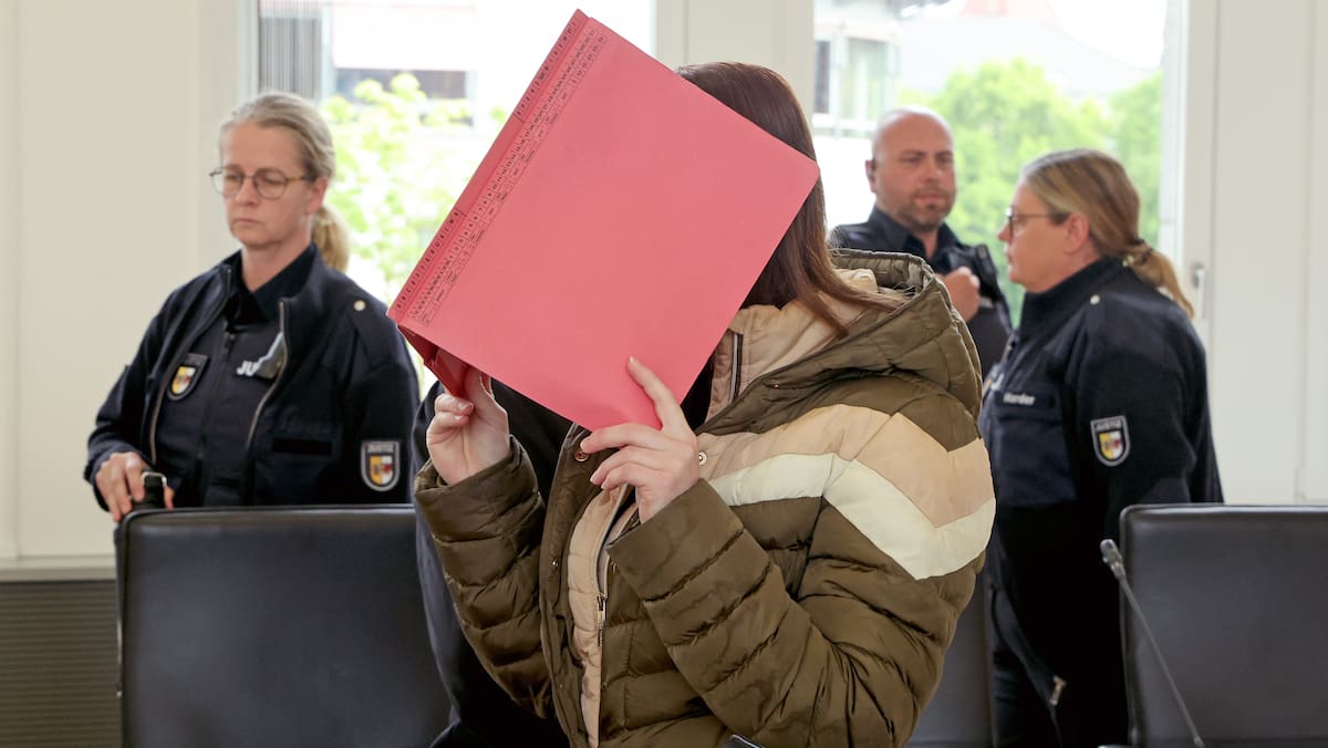 Polizeibeamter über Gespräch mit mutmasslicher Killerin von Fabian (†8):  Verriet sich Gina H. mit diesem Satz?